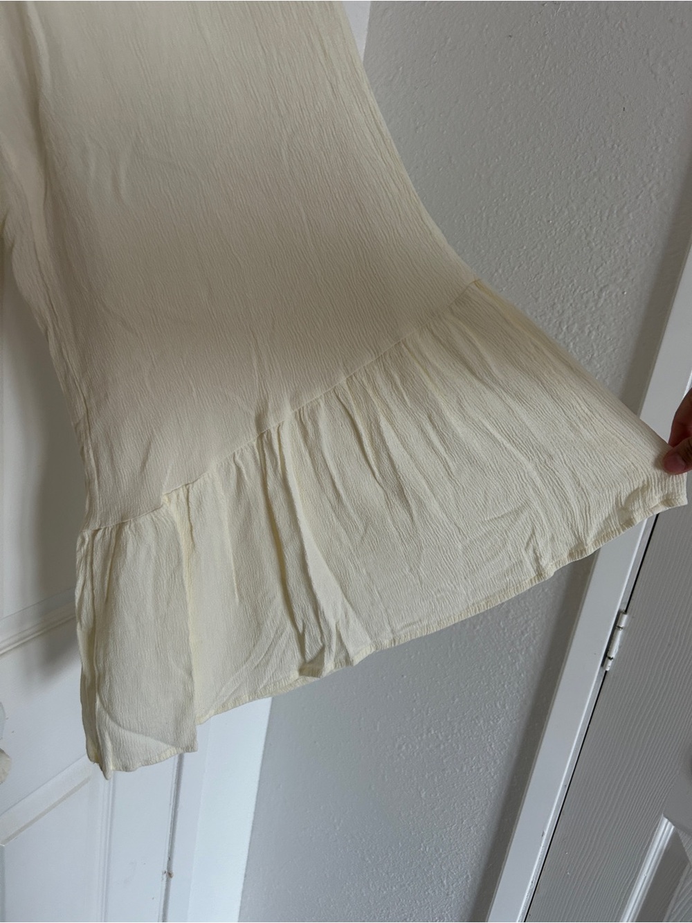 Lulus cream wide leg palazzo pants - Picture 3 of 5